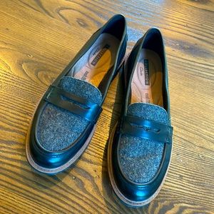 Clark’s Collection Black & Tweed Loafers